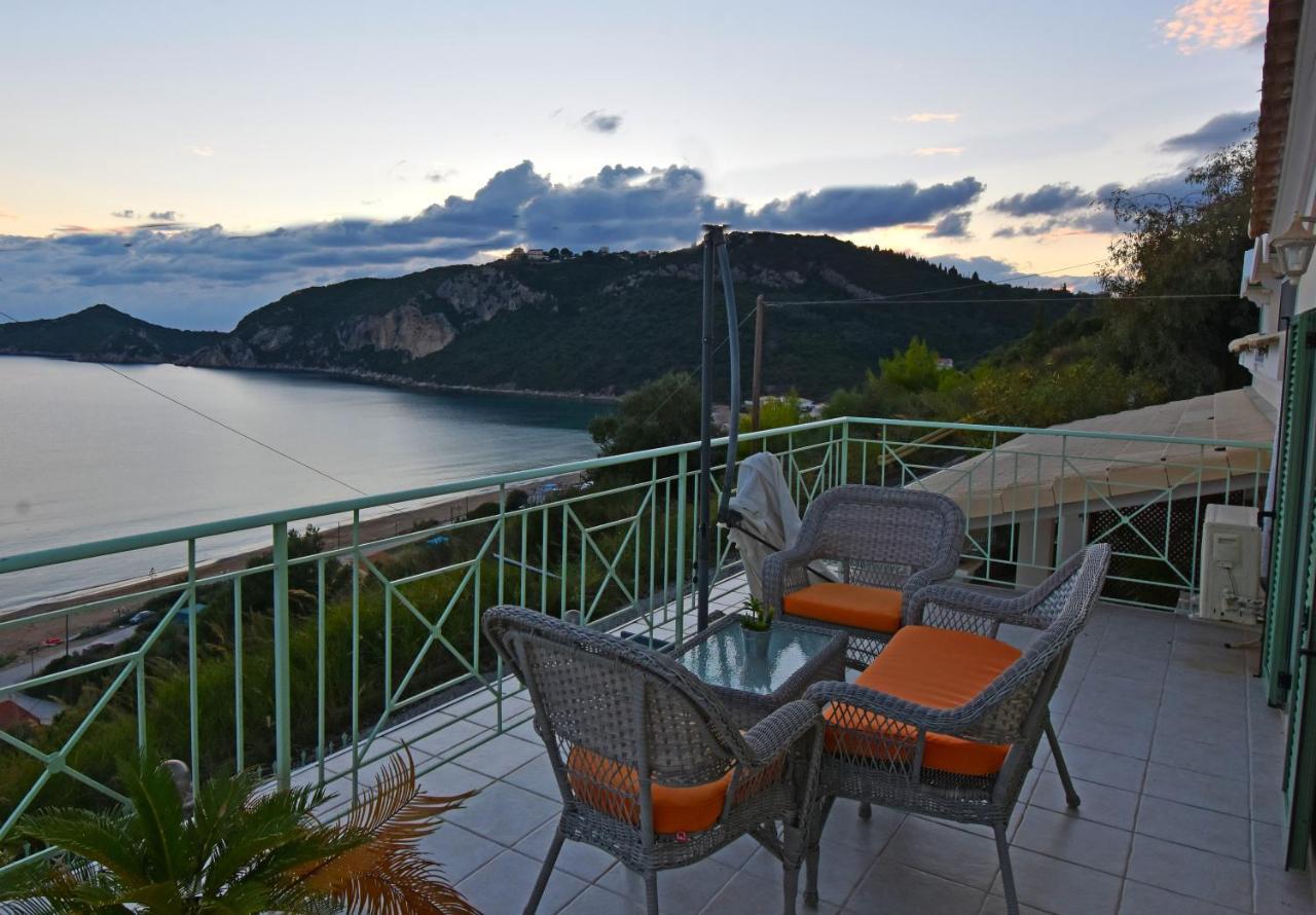 Delfini Aparthotel Agios Georgios Pagon